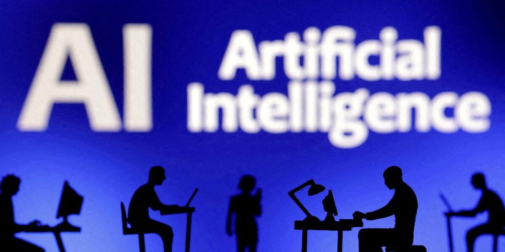 Global Firms Accelerate Job Cuts Amid Weak Business Sentiment and Aggressive AI Integration