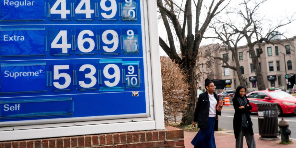 Global Oil Prices Spike as Iran Issues Ground Invasion Warning