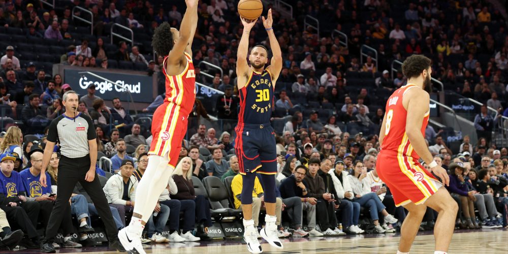 Hawks Outshine Warriors With Late Scoring Surge in High-Stakes Victory