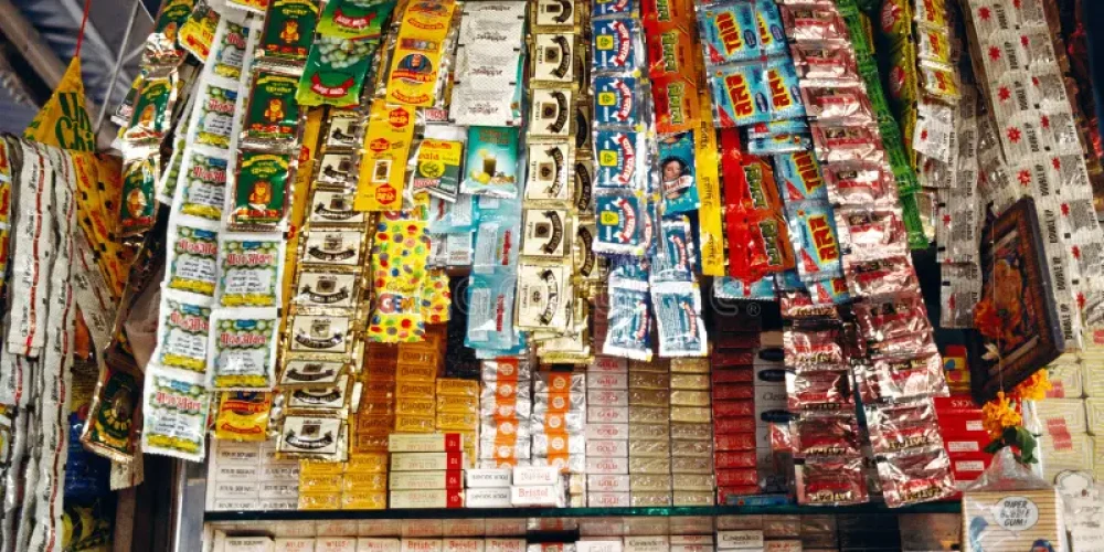 Indian Tobacco Shares Slide After Government Raises Cigarette Excise Duties