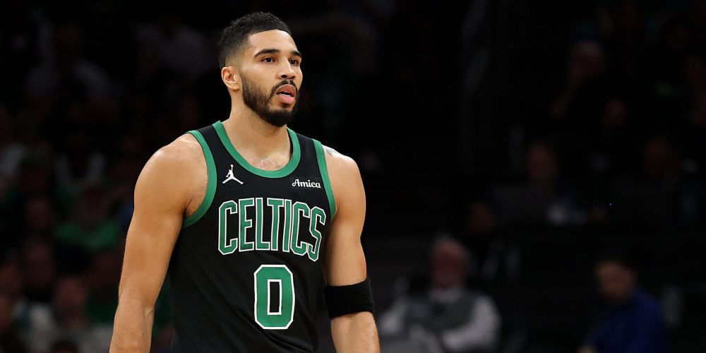 Jayson Tatum Could Make Season Debut for Celtics in High-Stakes Mavericks Matchup