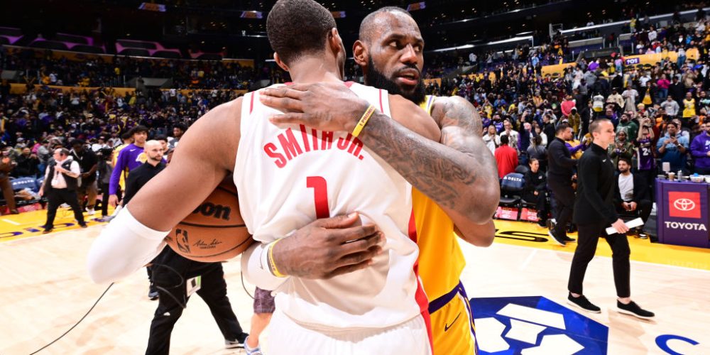 Luka Doncic Leads Lakers to Seventh Consecutive Victory Following Triumph Over Rockets