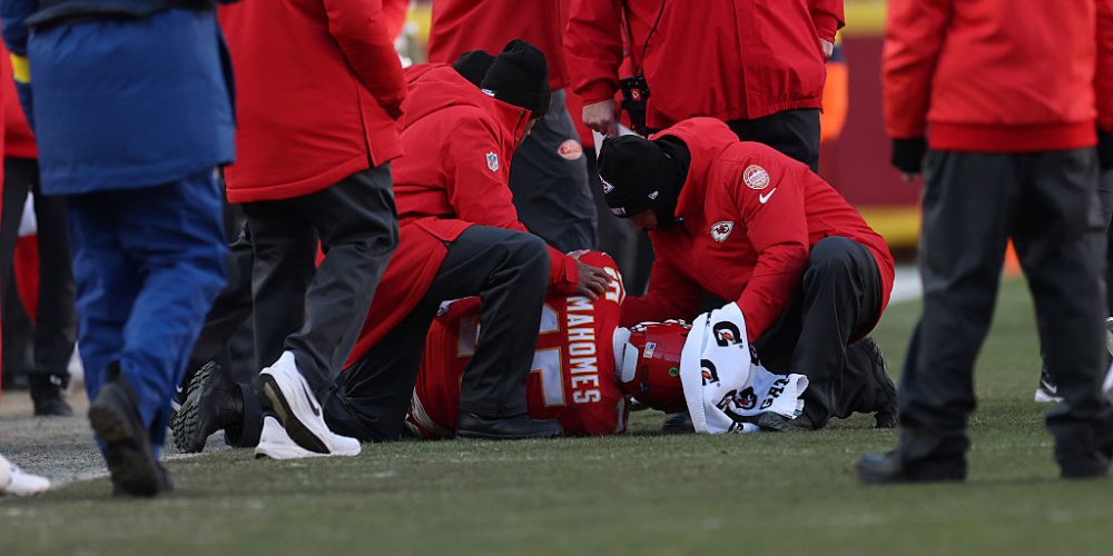 Mahomes Tears ACL in Chiefs' Crushing Loss to Chargers, Effectively Ending Playoff Hopes