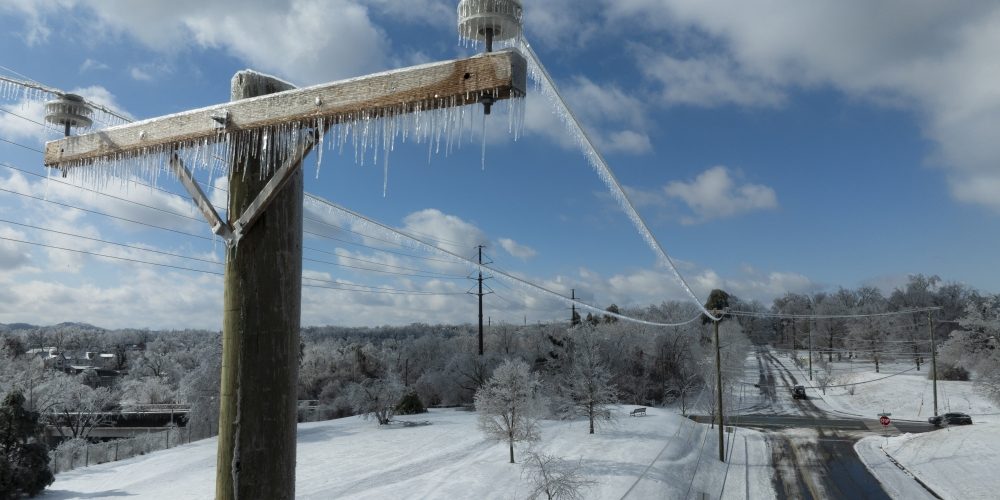 Mississippi Crisis: Thousands Without Power as State Faces Historic Deep Freeze