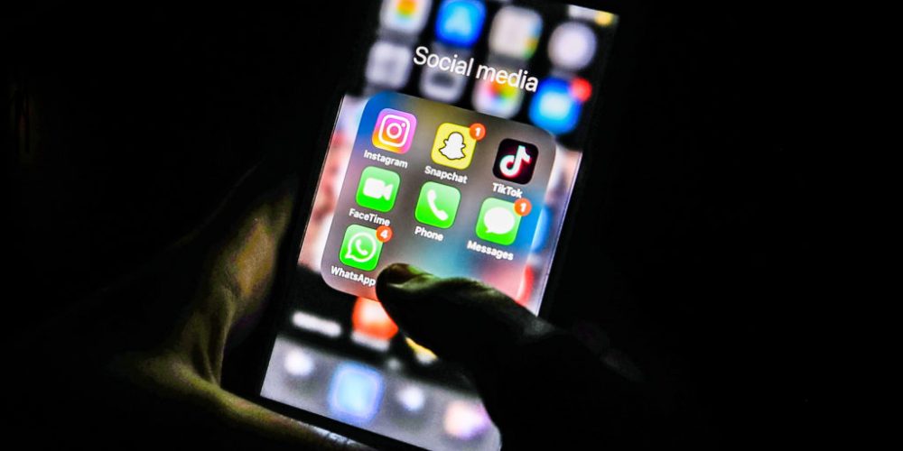 New York Enacts Landmark Law Requiring Mental Health Warning Labels on Social Media Platforms