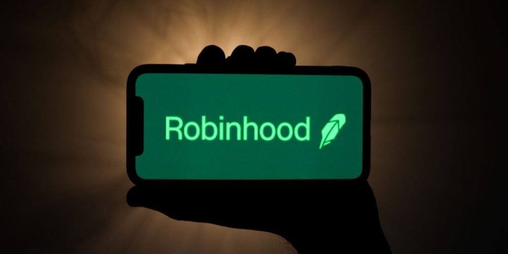 Robinhood Accelerates Global Push with Dual Acquisition, Targeting Indonesian Investors