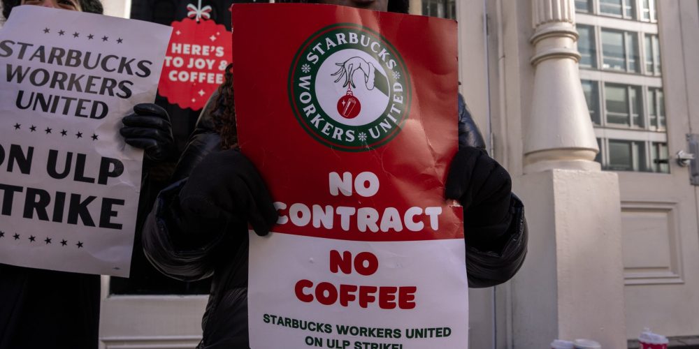 Starbucks Strike Reaches Record Length: Union Expands Walkout to 130 Cities Over Stalled Contracts