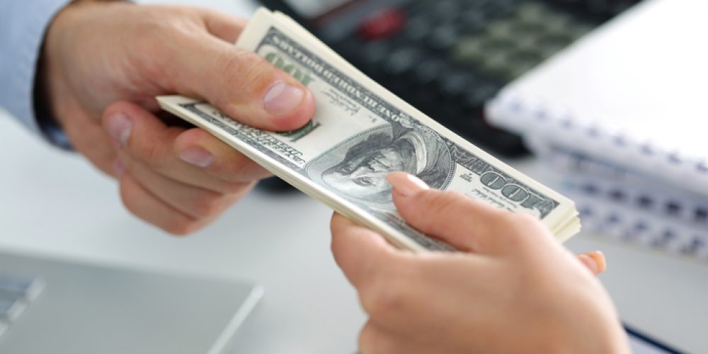 US Banks Increase Borrowing Costs for Private Credit Funds Amid AI Market Volatility