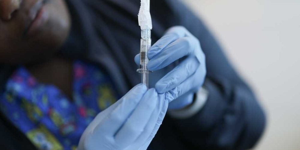 US Vaccine Policy Updates in 2026: What Changes Mean for Families, Doctors, and Public Health