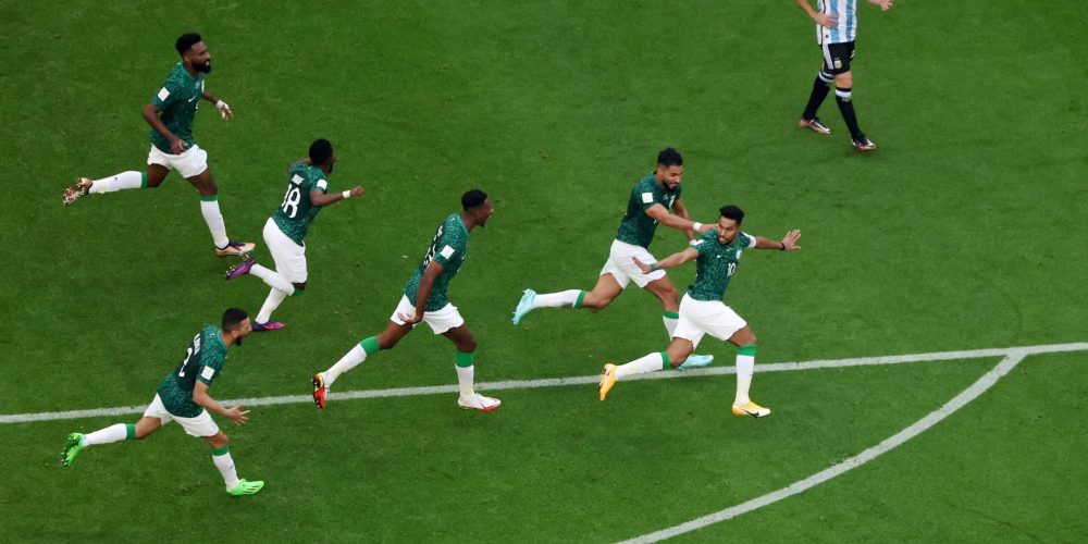 Underdogs and Icons: A Thrilling Weekend Reshapes the Global Sports Landscape