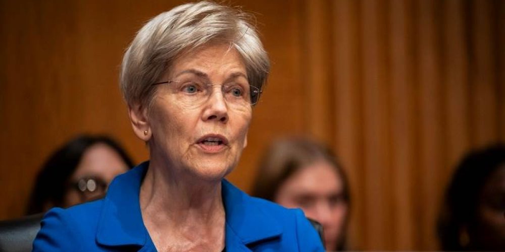 Warren Urges Trump Administration To Release Jobs Report Amid Government Shutdown
