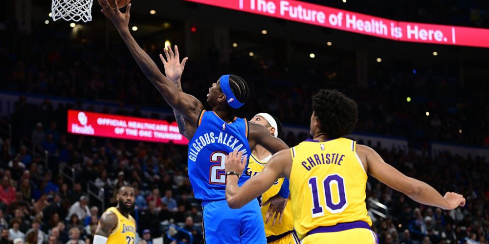 Western Conference Clash: Lakers Face Division-Leading Thunder in Crucial Playoff Positioning Battle