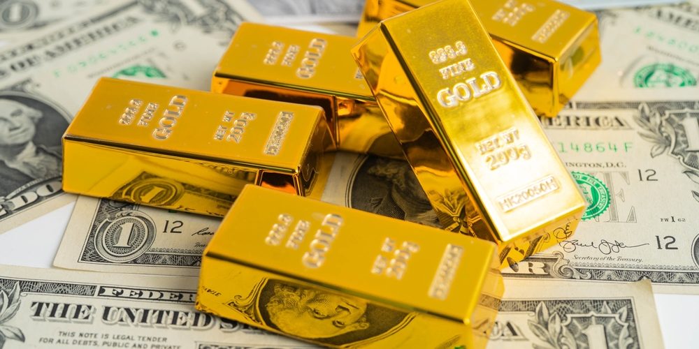 Gold Prices Retract as Profit-Taking and Reduced Liquidity Drive Market Decline